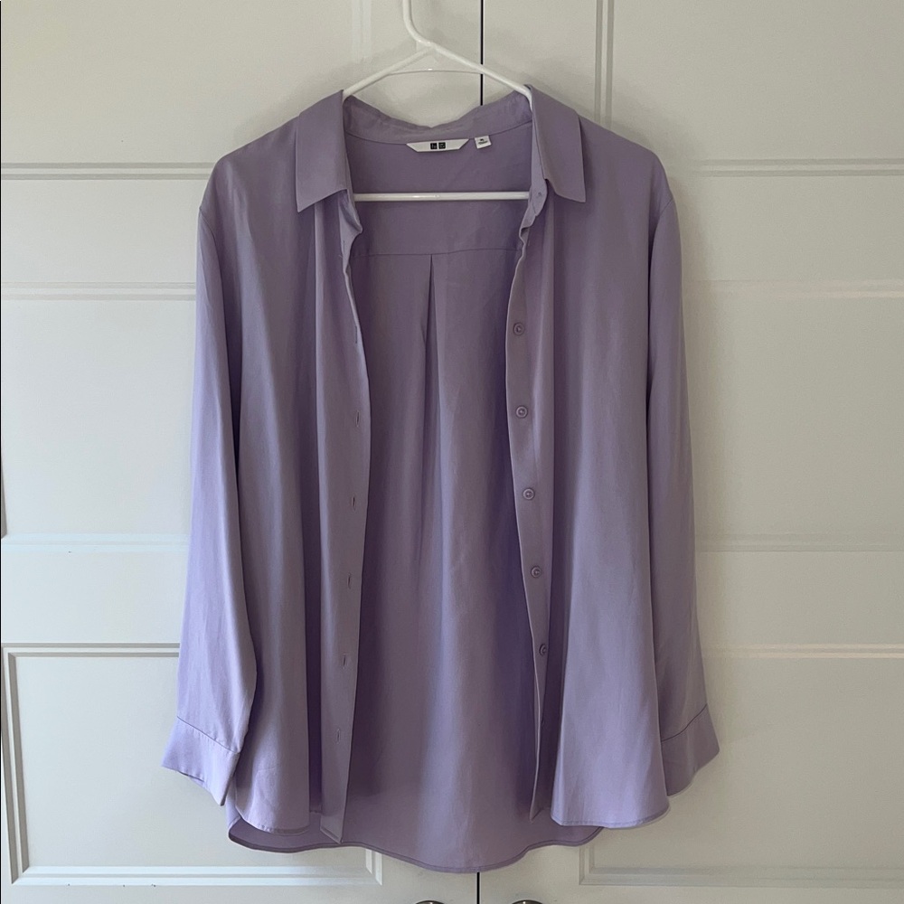 Uniqlo Lavender Button-Down Shirt - Picture 2 of 5